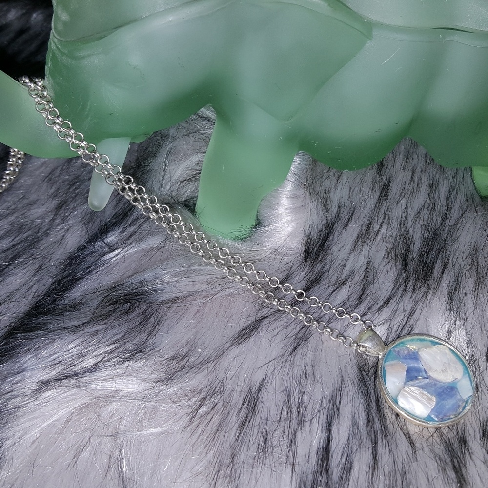 Necklace - Picture 2 of 4
